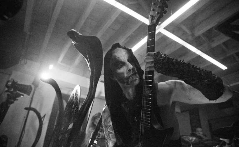 VH_TSS_BEHEMOTH_B+W_073